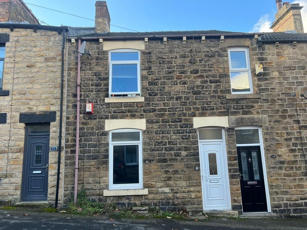 5 bed property for sale in Tower Street, Barnsley S70, £155,000