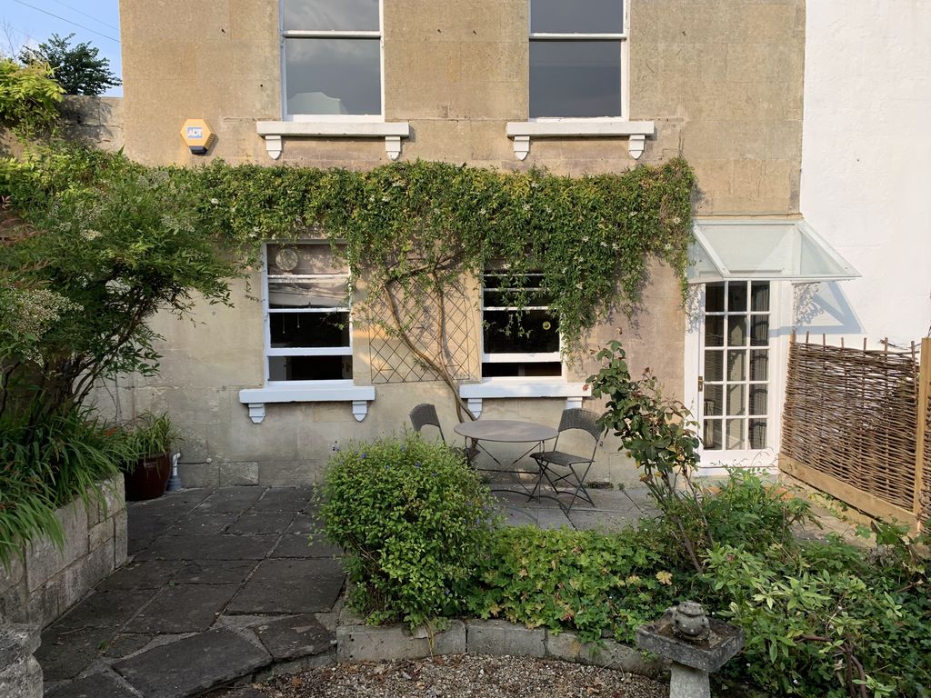 3 bed flat to rent in Frankley Buildings, Bath BA1, £2,150 pcm