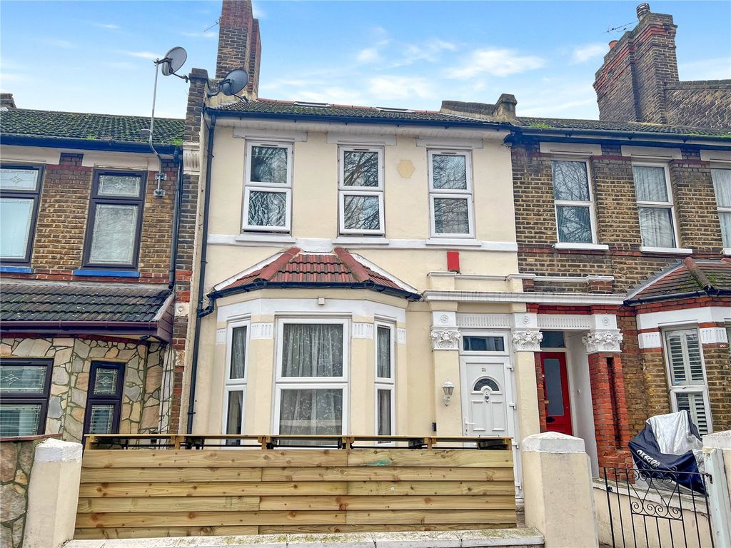 6 bed terraced house for sale in Griffin Road, Plumstead, London SE18, £650,000