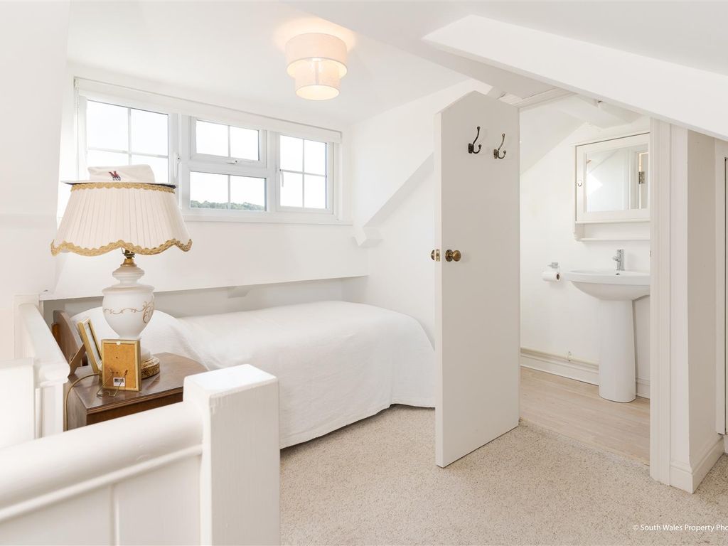 3 bed cottage for sale in Westgate, Cowbridge CF71, £850,000