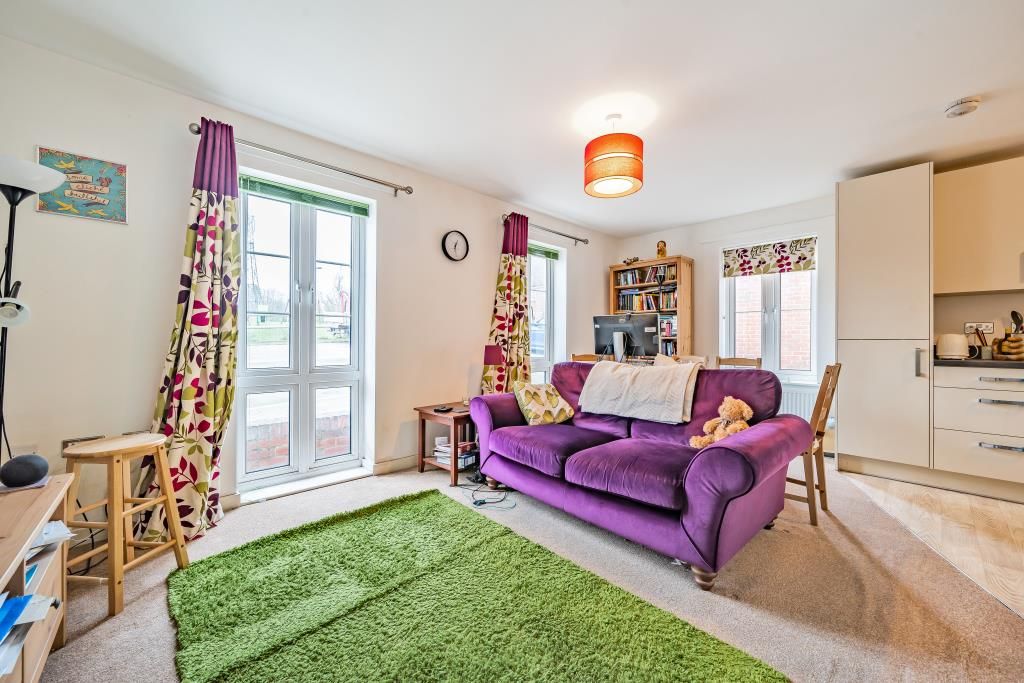 1 bed flat for sale in Botley, Oxford OX2, £125,000