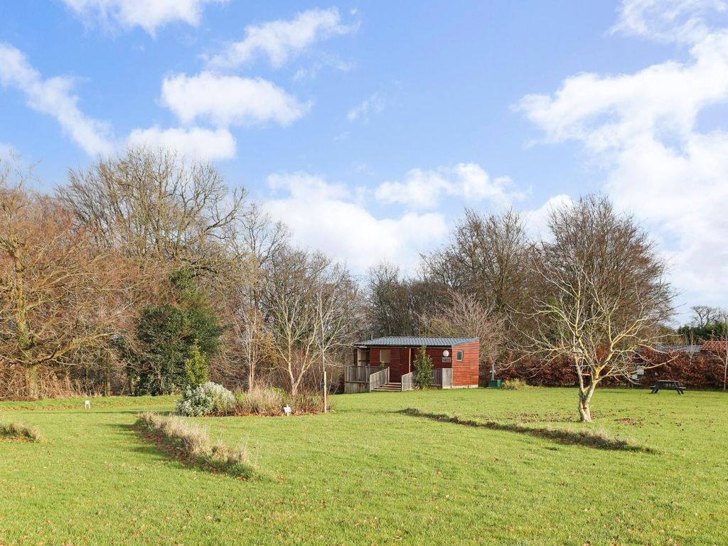 10 bed property for sale in The Camp, Stroud GL6, £995,000
