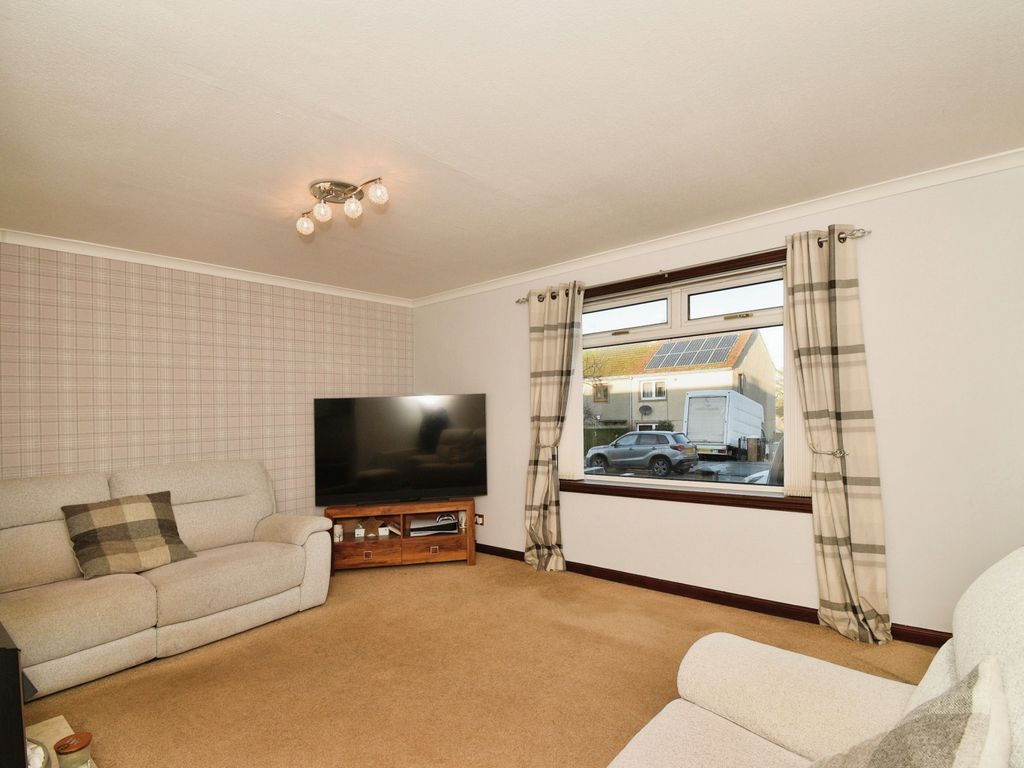 3 bed terraced house for sale in Deansloch Terrace, Aberdeen AB16, £140,000