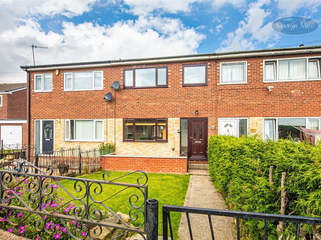 3 bed town house for sale in Ellorslie Drive, Stocksbridge, Sheffield S36, £165,000