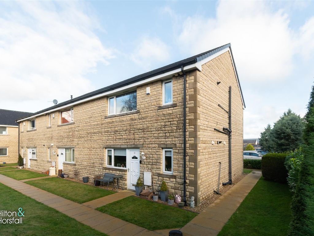 2 bed flat for sale in Meadow Bank Mews, Nelson BB9, £90,000