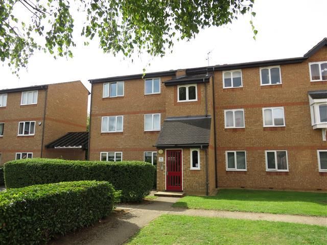 1 bed flat to rent in Wedgewood Road, Hitchin SG4, £925 pcm