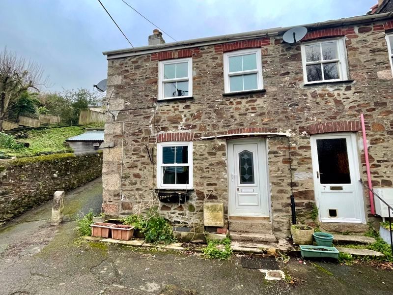 2 bed cottage for sale in The Moors, Lostwithiel PL22, £230,000