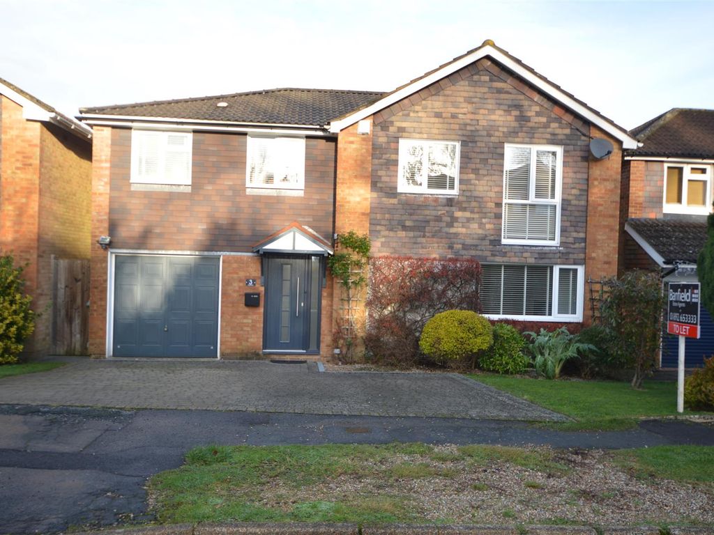 4 bed detached house to rent in Common Wood Rise, Crowborough TN6, £2,650 pcm