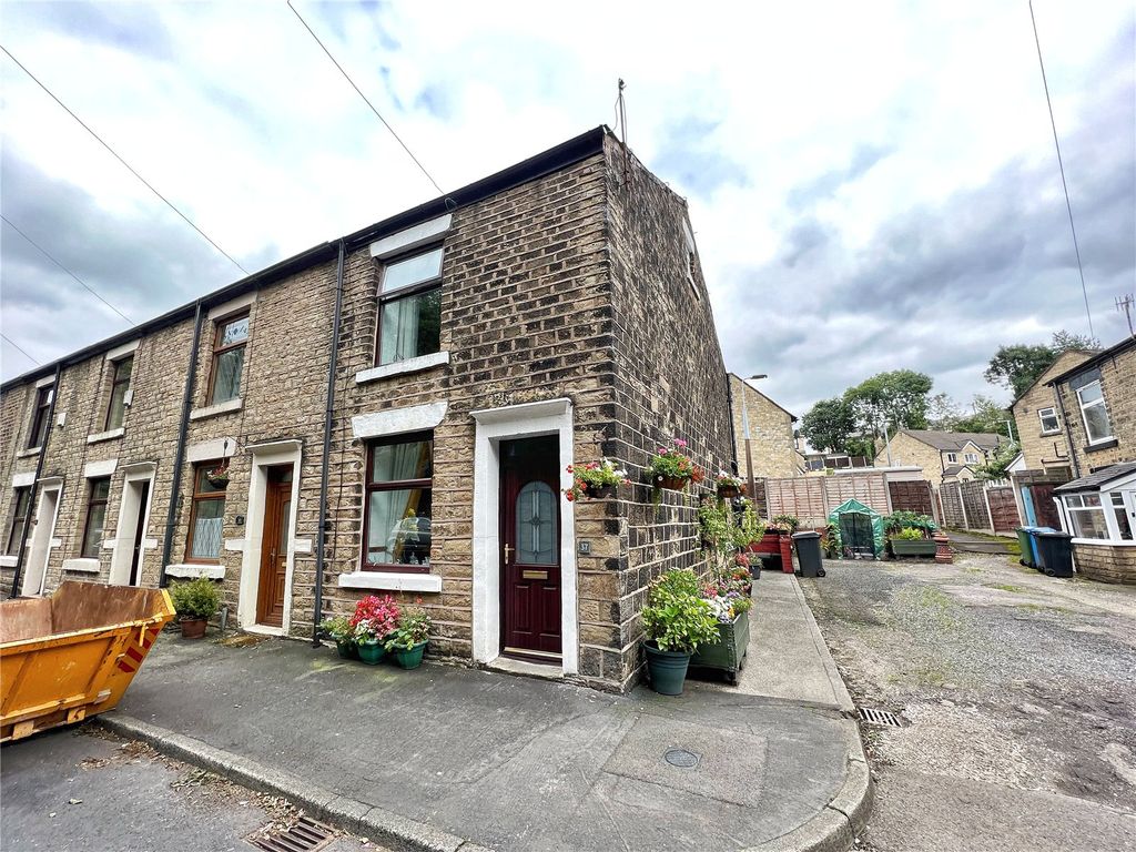 2 bed end terrace house for sale in Cheshire Street, Mossley OL5, £165,000