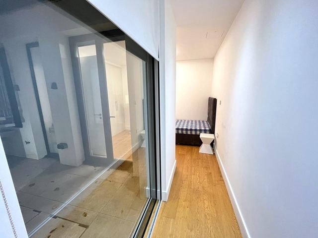 4 bed flat to rent in Salcombe Gardens, Clapham Common North Side, Clapham, London SW4, £7,000 pcm
