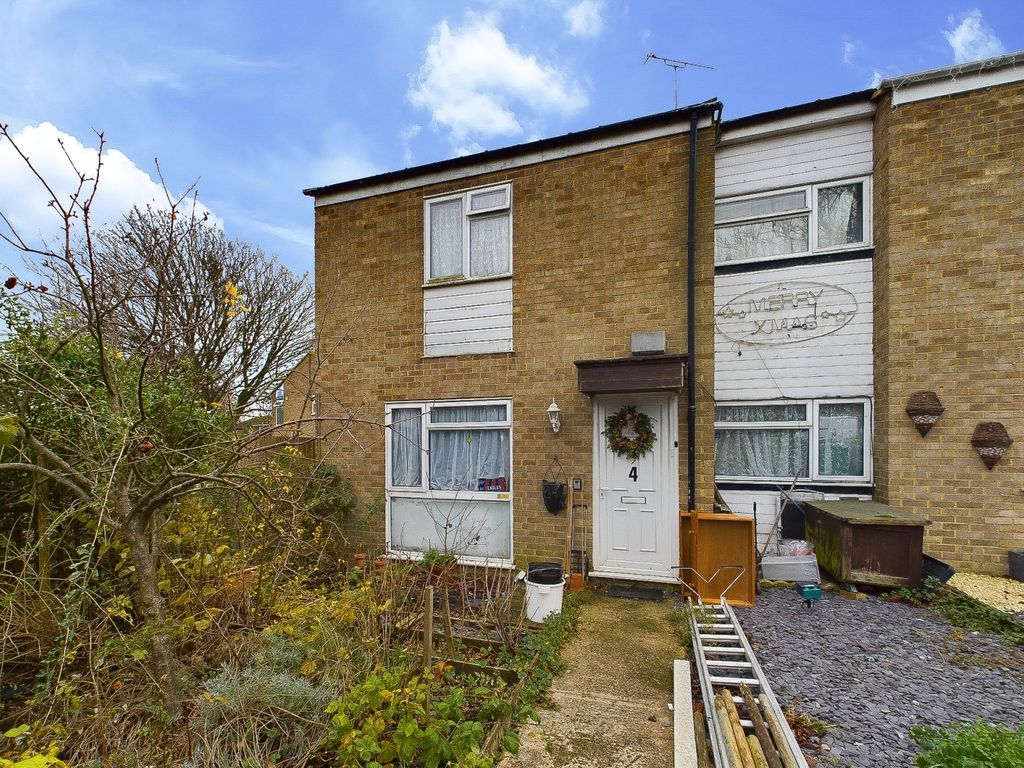 3 bed end terrace house for sale in St. Georges Walk, Allhallows, Rochester ME3, £240,000