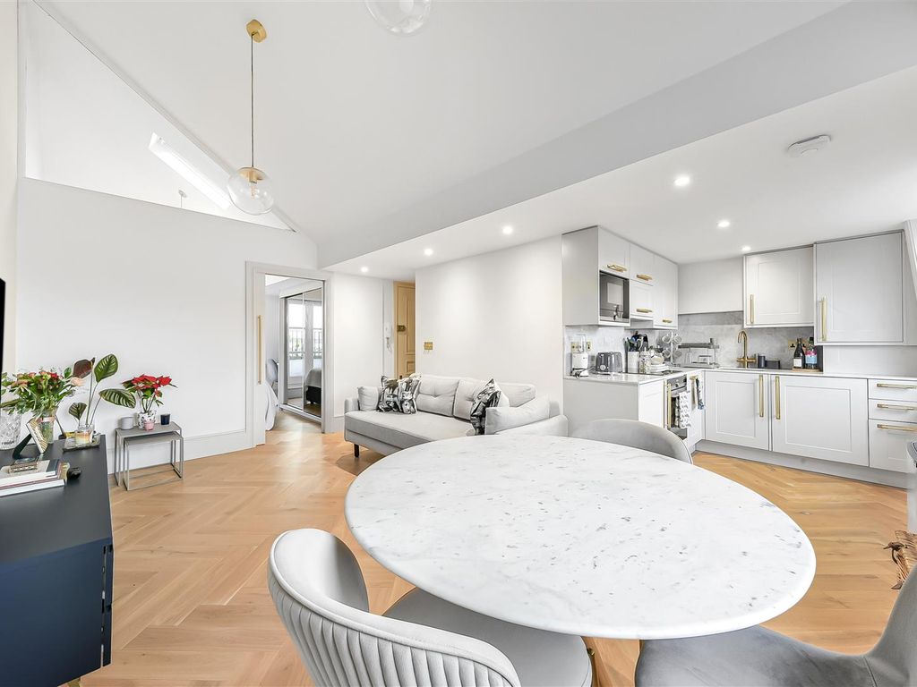 1 bed flat for sale in Clifton Villas, London W9, £600,000