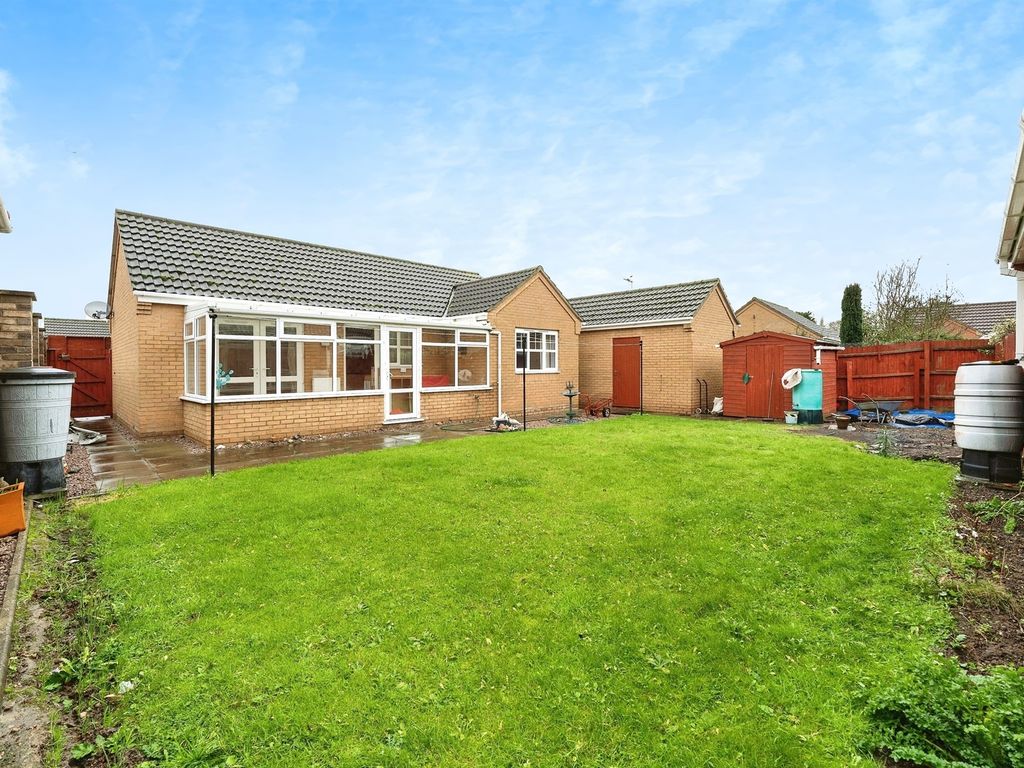 2 bed detached bungalow for sale in Bridle Close, Outwell, Wisbech PE14, £225,000