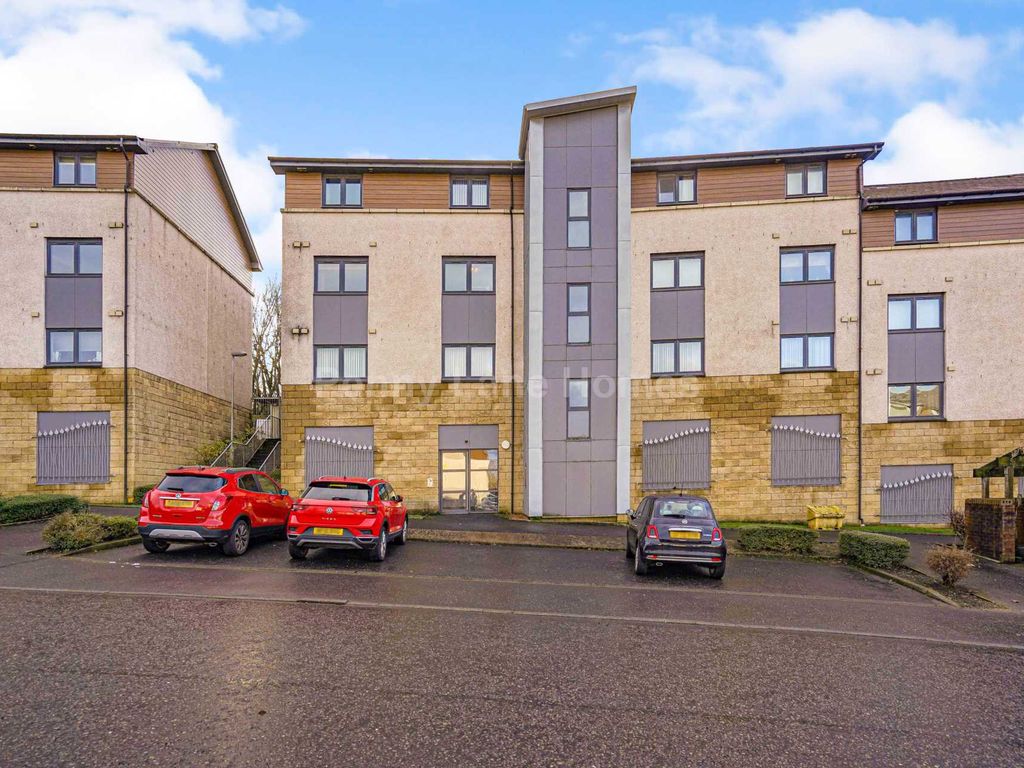 2 bed flat for sale in Millview Crescent, Johnstone PA5, £120,000