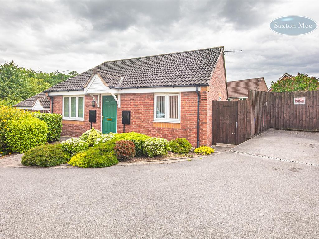 2 bed bungalow for sale in Middlewood Drive East, Wadsley Park Village, Sheffield S6, £150,000