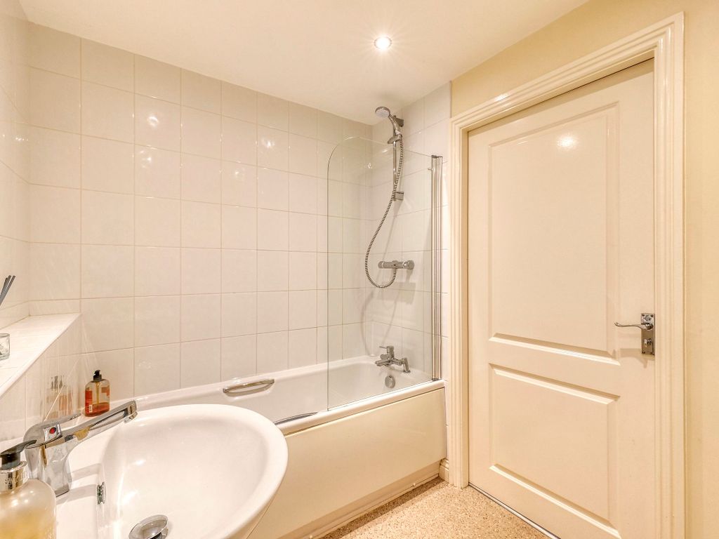 2 bed flat for sale in Threeways House, Victoria Street, Silverdale, Newcastle. ST5, £130,000