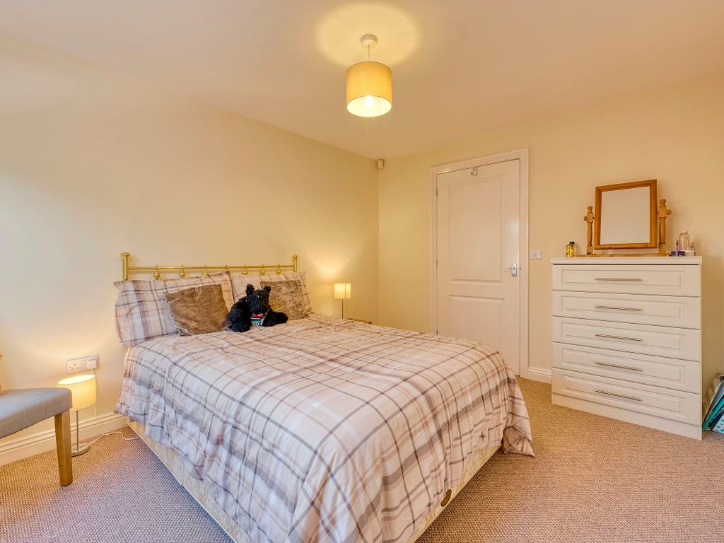 2 bed flat for sale in Threeways House, Victoria Street, Silverdale, Newcastle. ST5, £130,000