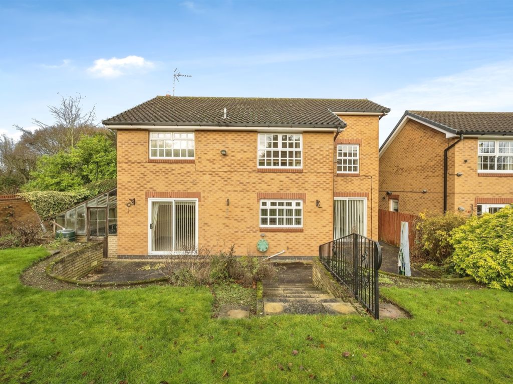 4 bed detached house for sale in Beaufont Gardens, Bawtry, Doncaster DN10, £425,000