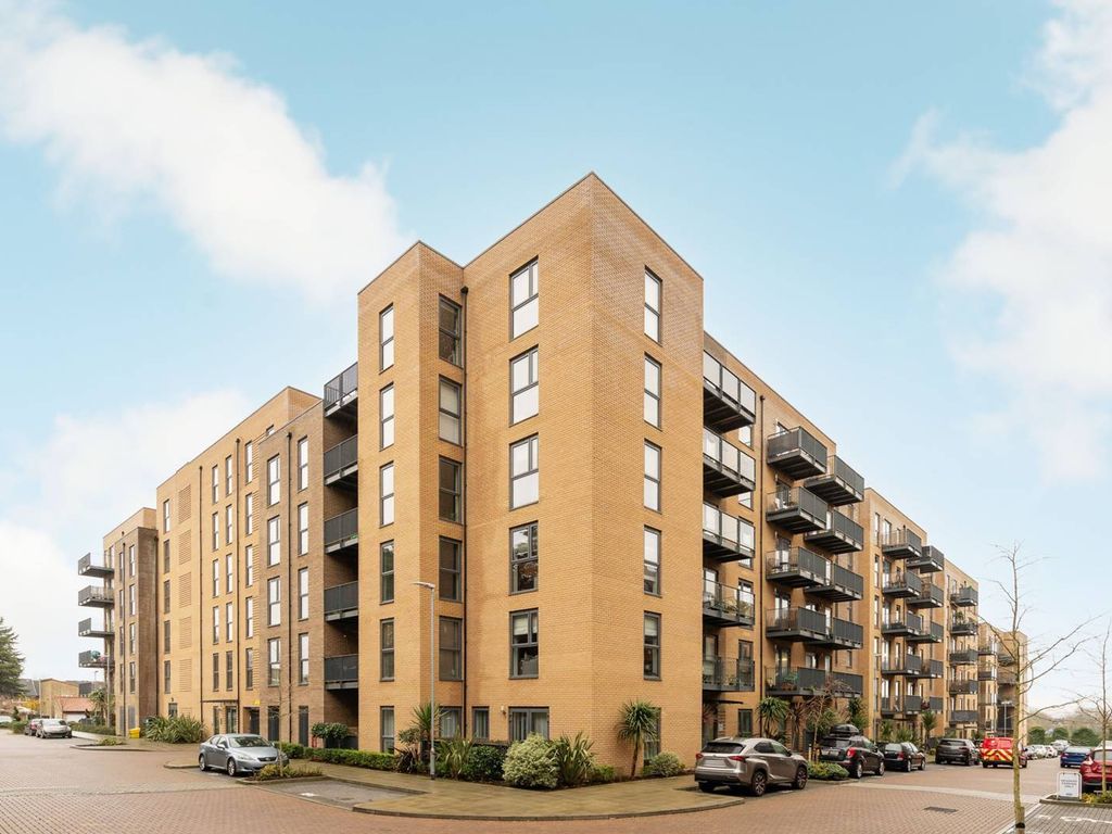1 bed flat for sale in (Shared Ownership) Apple Yard, Anerley SE20, £146,000