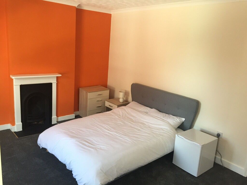 Room to rent in St. Nicholas Street, Dereham NR19, £550 pcm