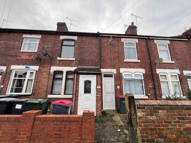 2 bed terraced house to rent in Queen Street, East Dene, Rotherham S65, £675 pcm