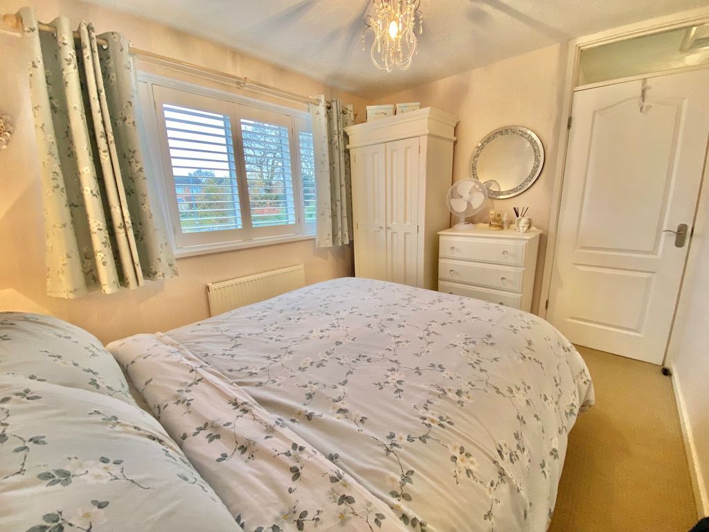 3 bed detached house for sale in The Alders, Bedworth CV12, £349,950