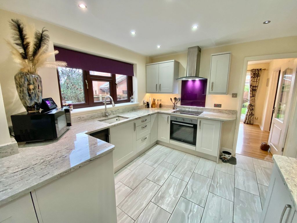 3 bed detached house for sale in The Alders, Bedworth CV12, £349,950