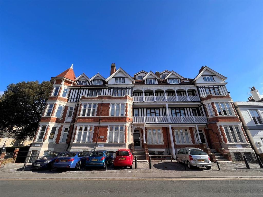 1 bed flat to rent in Hinton Road, Bournemouth, Boscombe BH1, £1,050 pcm