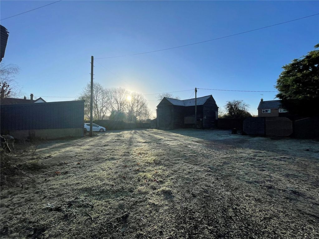 Land for sale in The Barn, Highfield Stile Road, Braintree, Essex CM7, £400,000