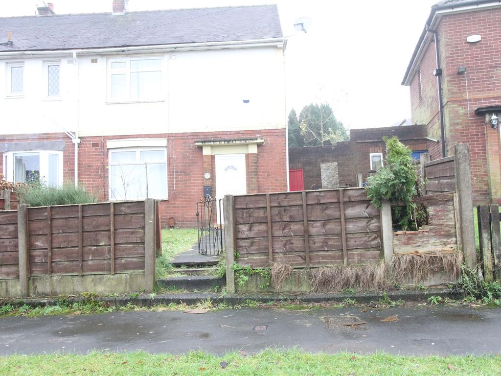 2 bed property to rent in Balderstone Road, Rochdale OL11, £825 pcm