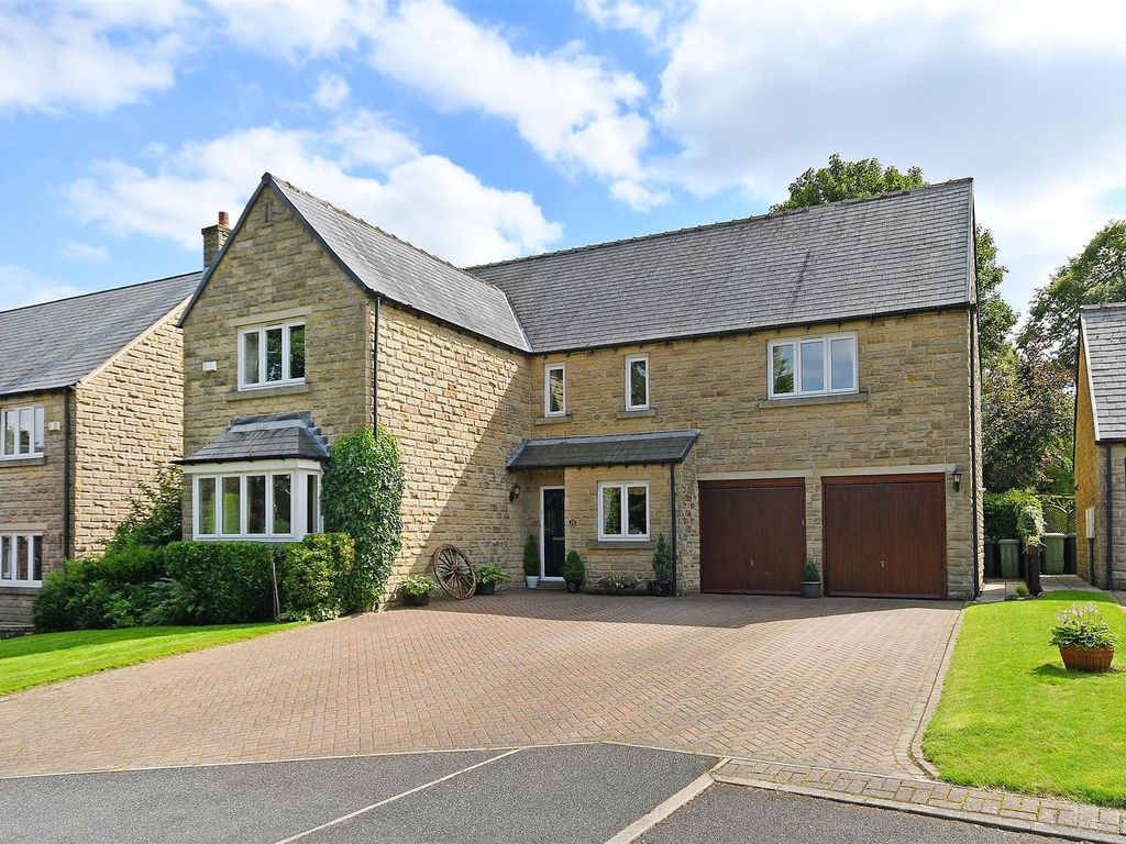 4 bed property for sale in Heath Common, Heath, Chesterfield S44, £650,000