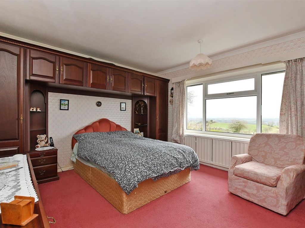 3 bed detached bungalow for sale in Barlow Grange Lane, Barlow, Dronfield S18, £575,000