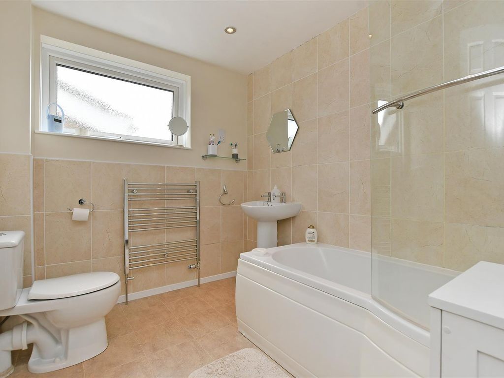 4 bed detached house for sale in Burnaston Close, Dronfield Woodhouse, Dronfield S18, £400,000