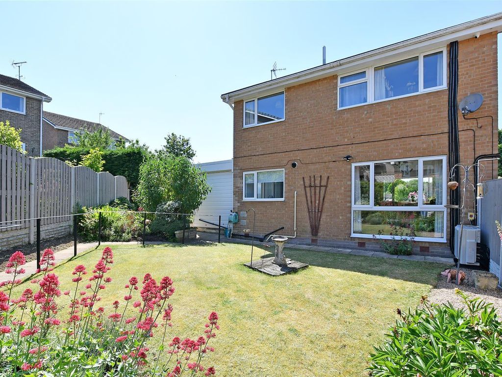 4 bed detached house for sale in Coniston Road, Dronfield Woodhouse, Dronfield S18, £469,000