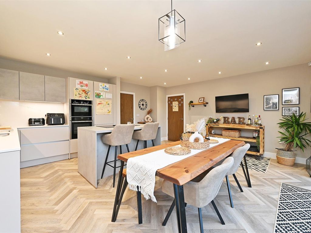 4 bed detached house for sale in Barnes Gardens, On Barnes Lane, Dronfield Woodhouse S18, £485,000
