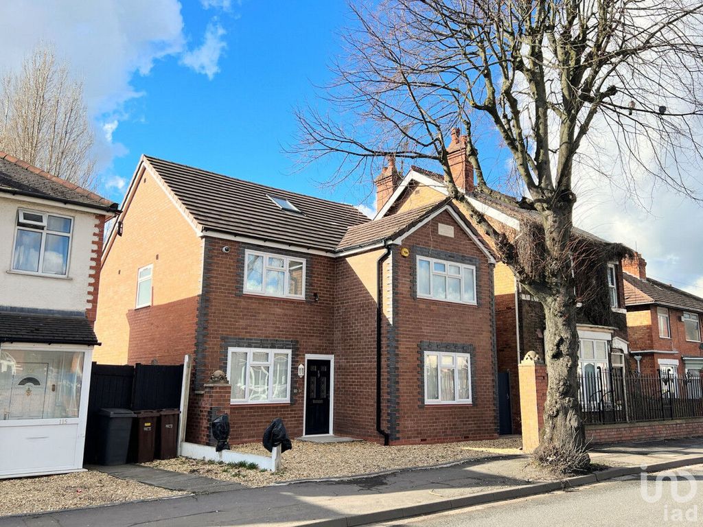 4 bed detached house for sale in Bushbury Road, Wolverhampton WV10, £280,000