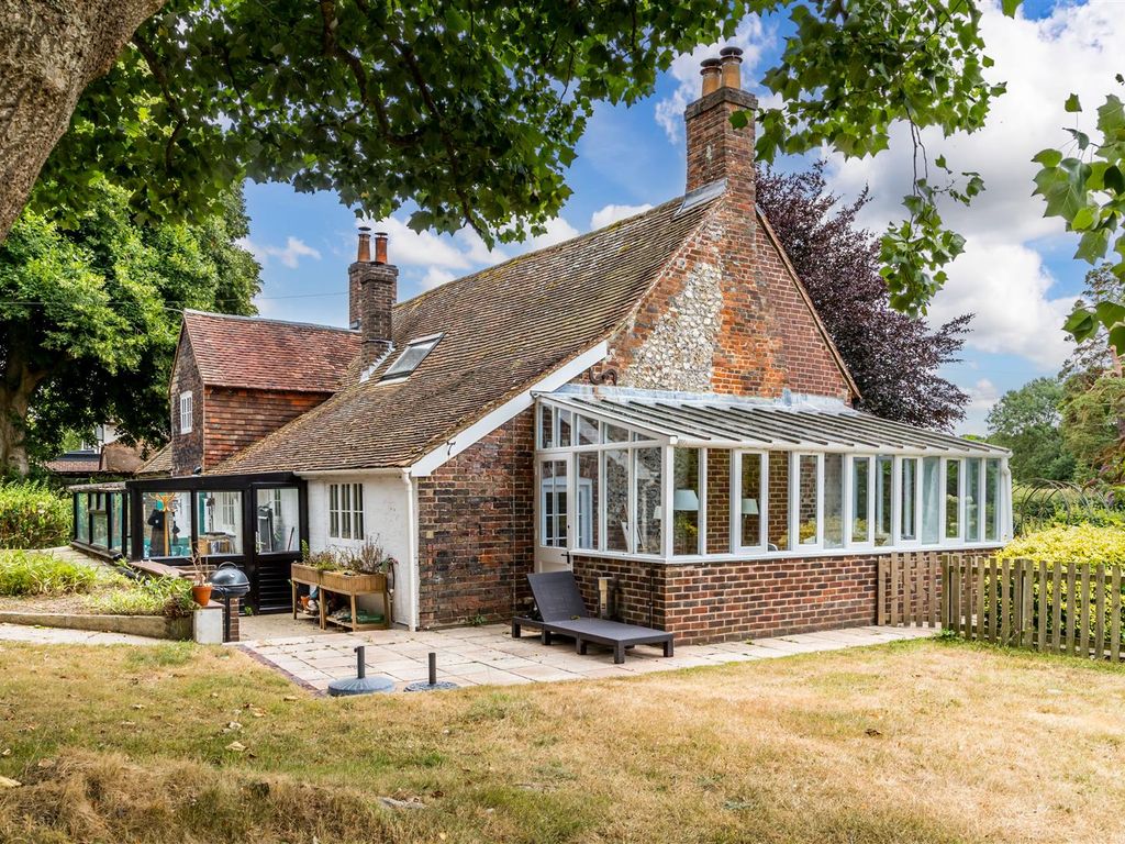 4 bed detached house for sale in Forestside, Rowland's Castle, West Sussex PO9, £1,850,000