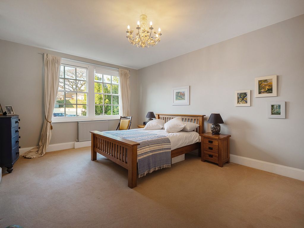 2 bed flat for sale in Brackley Lodge Mews Brackley, Northamptonshire NN13, £400,000