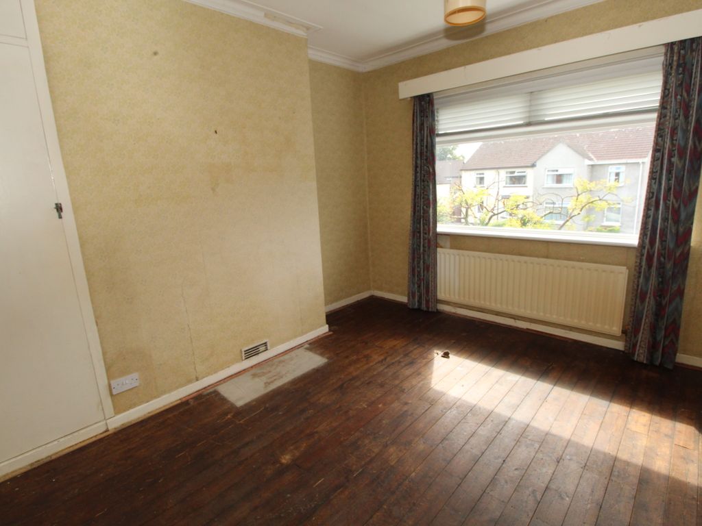 3 bed semi-detached house for sale in Sunningdale Drive, Belfast BT14, £135,000