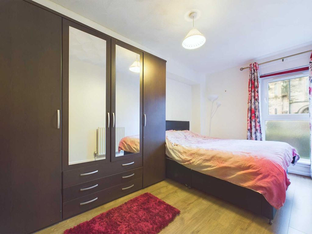 2 bed flat for sale in Calder Road, Bellshill ML4, £55,000