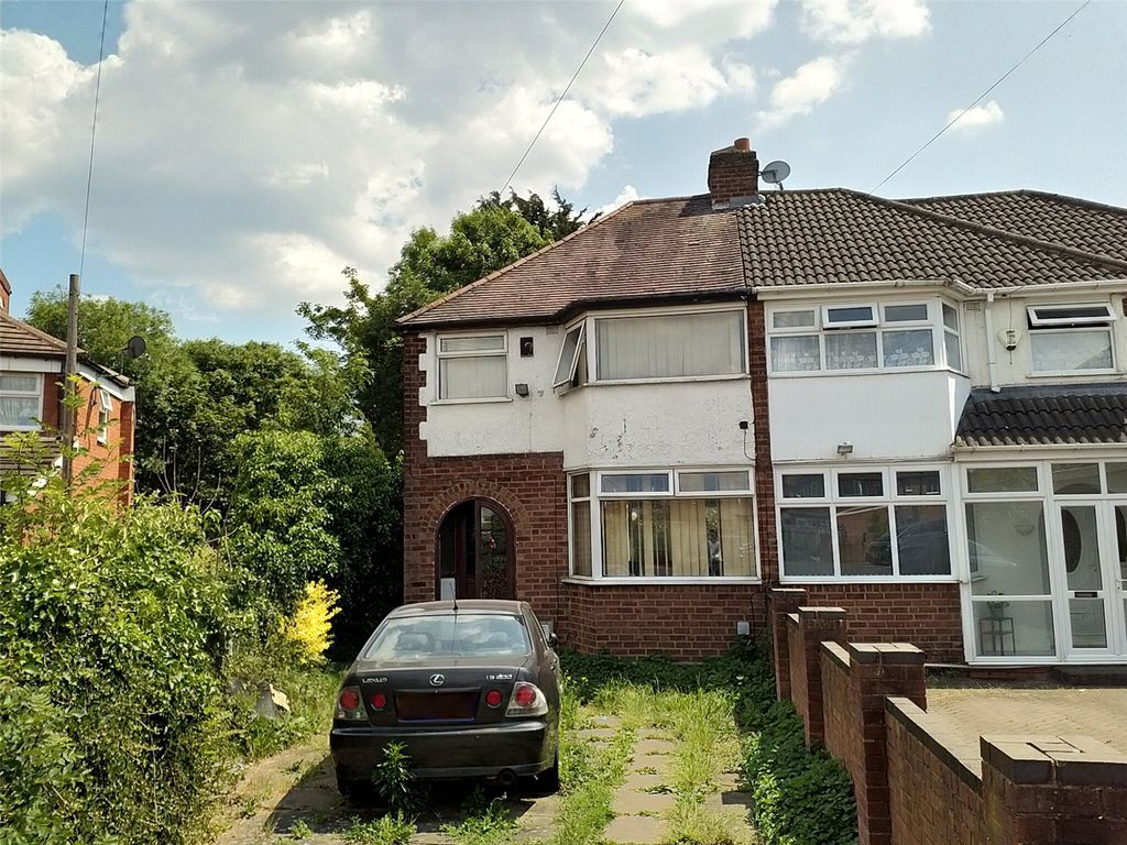 3 bed semi-detached house for sale in West View, Birmingham, West Midlands B8, £130,000