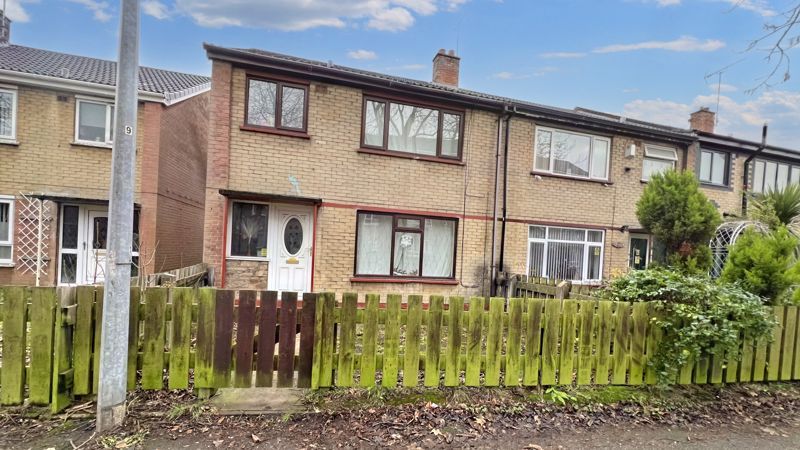 3 bed terraced house for sale in Coventry Close, Scunthorpe DN17, £85,000