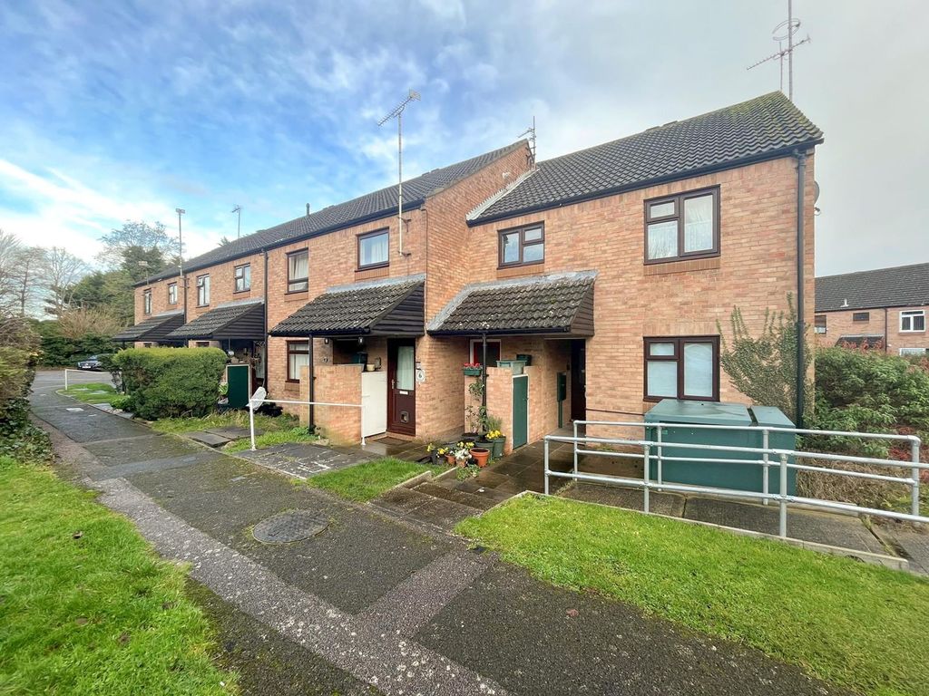 1 bed flat for sale in Worthington Way, Wantage OX12, £125,000