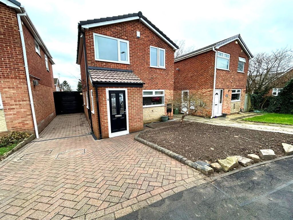 3 bed detached house to rent in Leicester Way, Eaglescliffe, Stockton-On-Tees TS16, £950 pcm