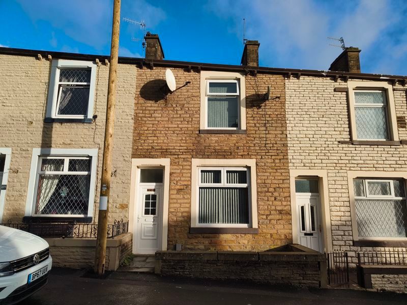 3 bed property for sale in Railway Street, Nelson BB9, £95,000