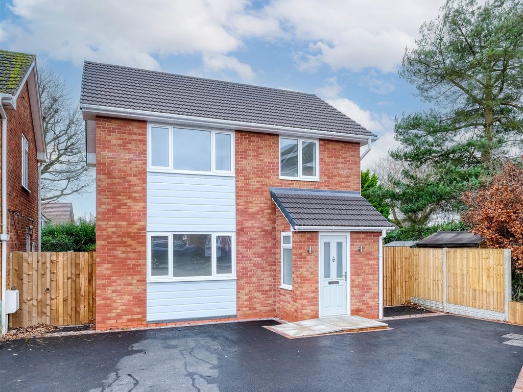 New home, 3 bed detached house for sale in Hoopers Lane, Astwood Bank, Redditch B96, £350,000
