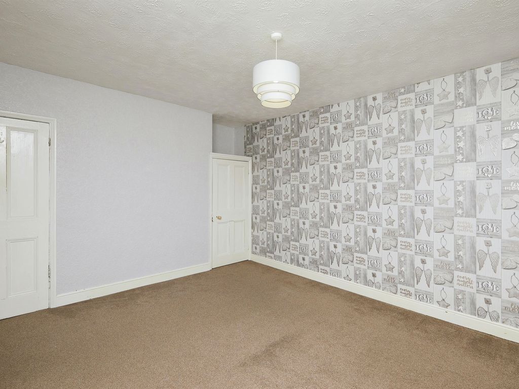 3 bed terraced house for sale in Meadow Lane, Alfreton DE55, £150,000