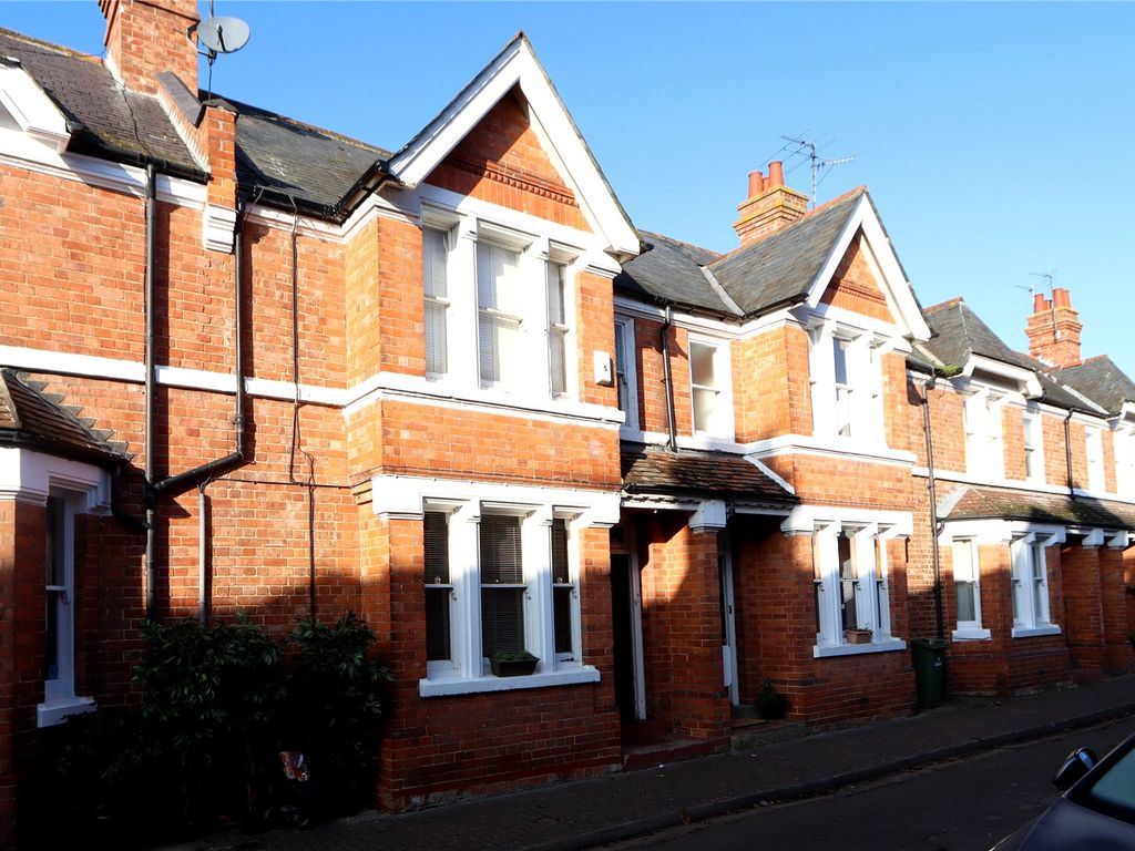 2 bed property for sale in York Road, Stony Stratford, Buckinghamshire MK11, £234,500