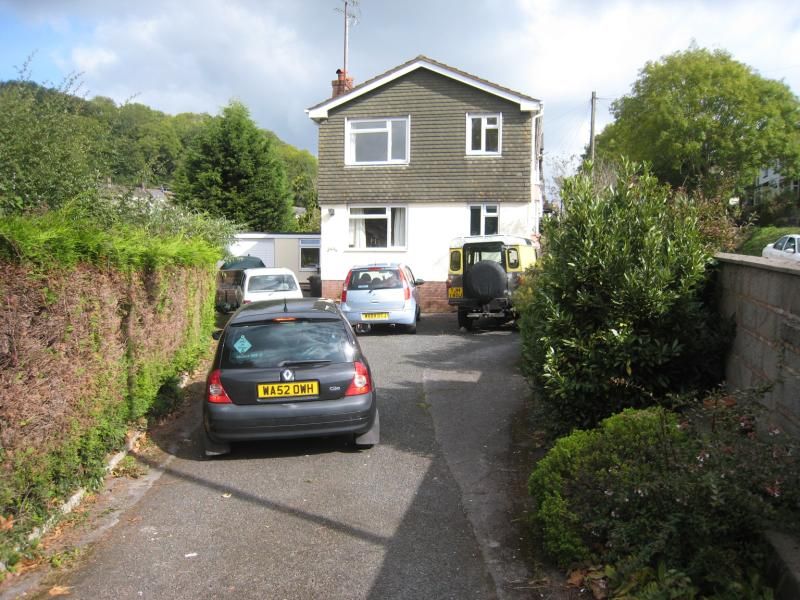 2 bed flat to rent in Teignmouth Road, Torquay, Devon TQ1, £750 pcm
