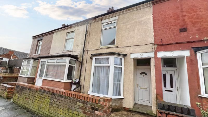 3 bed terraced house for sale in Smith Street, Scunthorpe DN15, £89,950